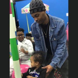 Meet your Posher, Trizzle